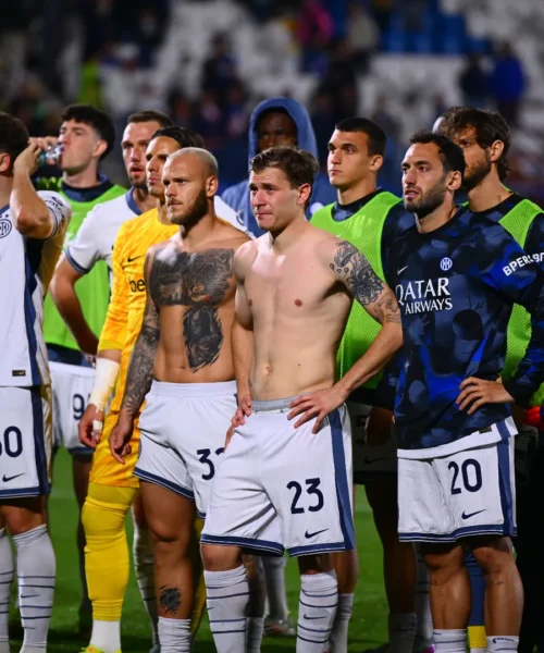 L’Inter ci credeva: le foto dell’amarezza dei giocatori. E tanti piangono