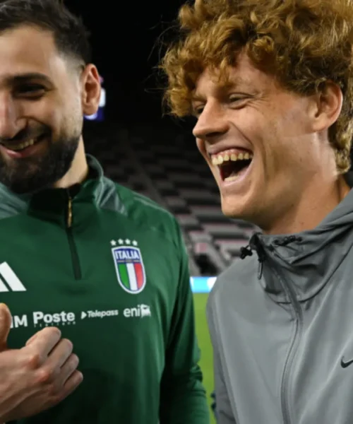 Jannik Sinner, incontro e dedica speciale per Gianluigi Donnarumma