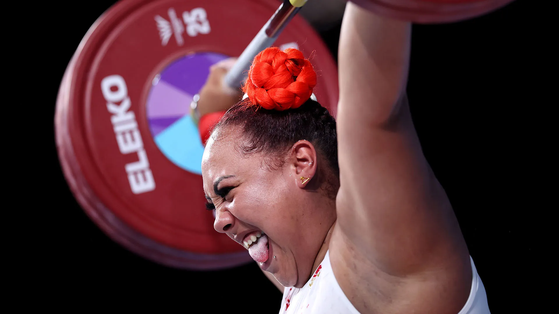 Sta progettando di aprire una palestra per far conoscere lo sport a più persone possibili
