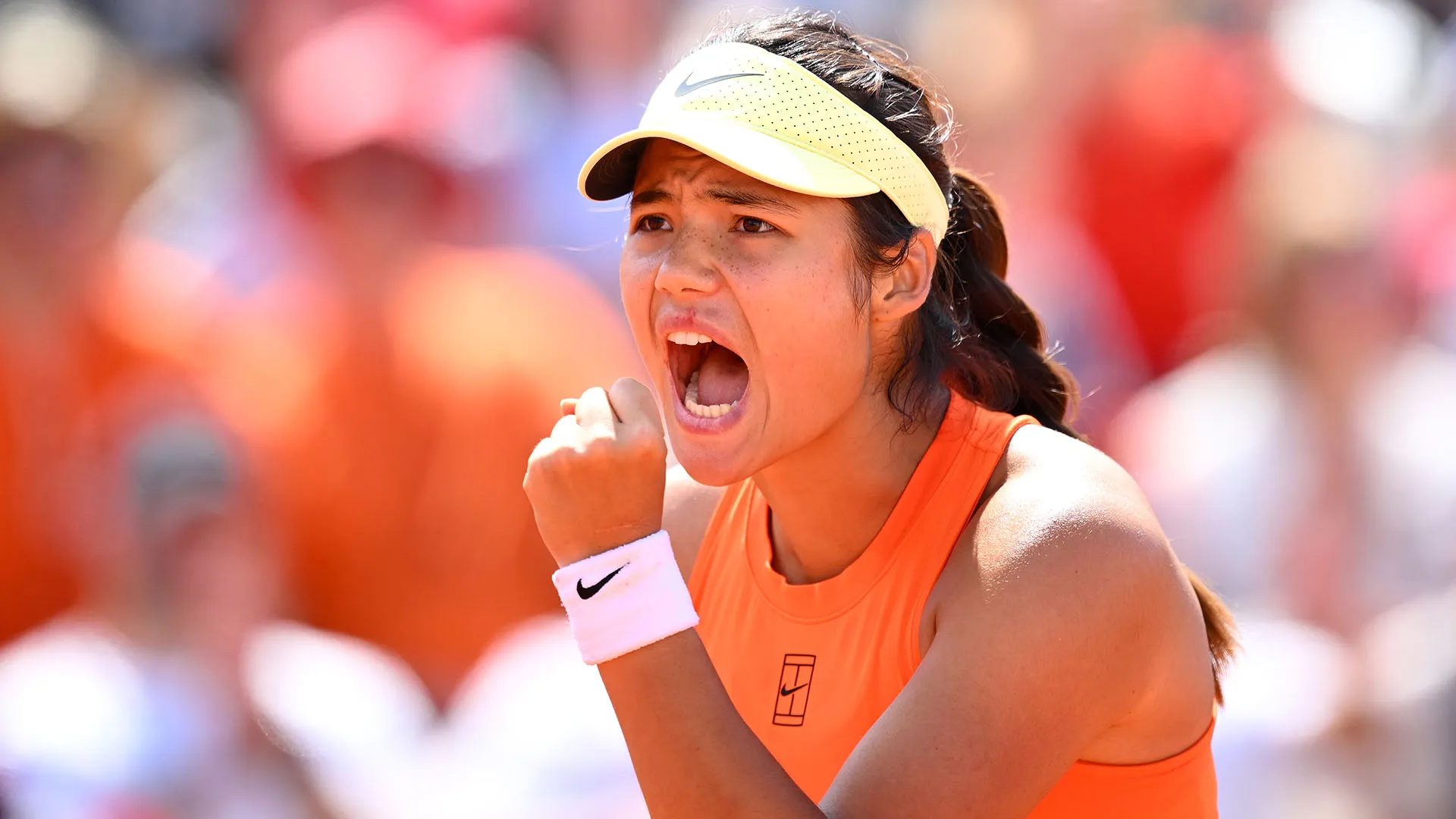 La tennista britannica è stata protagonista di una grande rimonta nel terzo turno degli Open d'Italia contro la russa Veronika Kudermetova