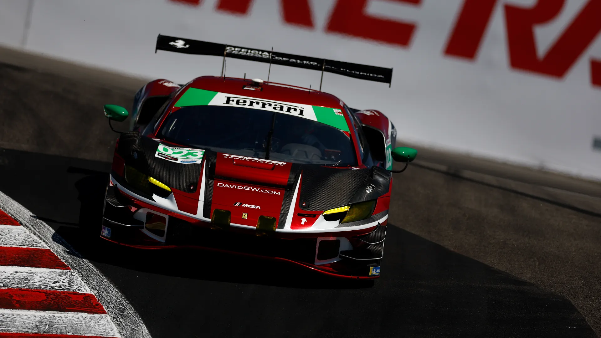 Il suo team, fondato insieme a Raymond Vermeulen, ha scelto proprio la Ferrari per prendere parte al DTM e al GT World Challenge