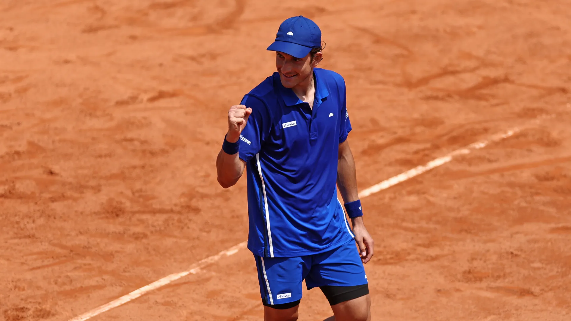 Passaro ha vinto in due set con il punteggio di 7-5 6-3