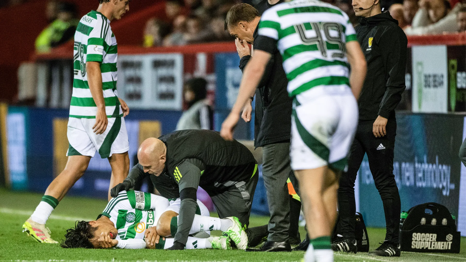 Il tecnico dei Celtic Rodgers dopo la partita era furioso: "Un fallo senza senso, spero non sia troppo grave"
