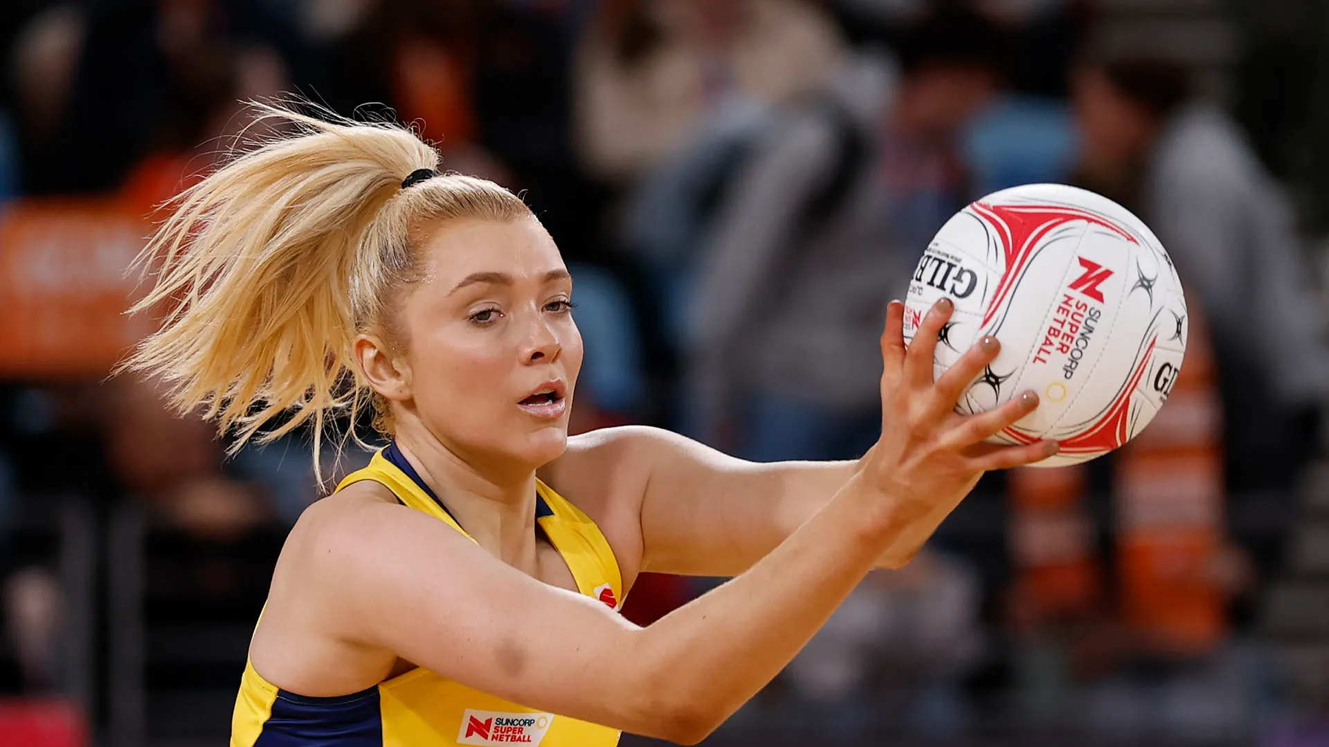 Helen Housby in prededenza ha giocato nel Manchester Thunder