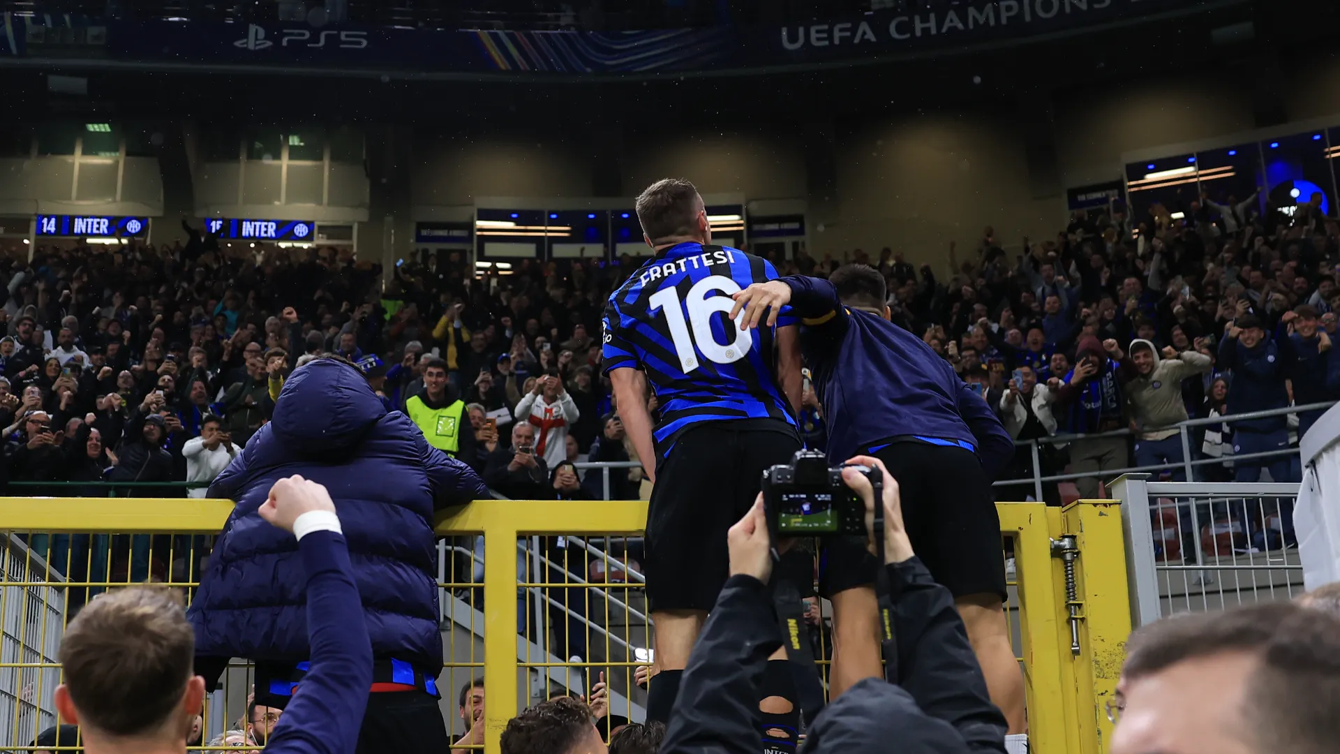 L'autore del gol della vittoria, Frattesi, ha esagerato nell'esultanza