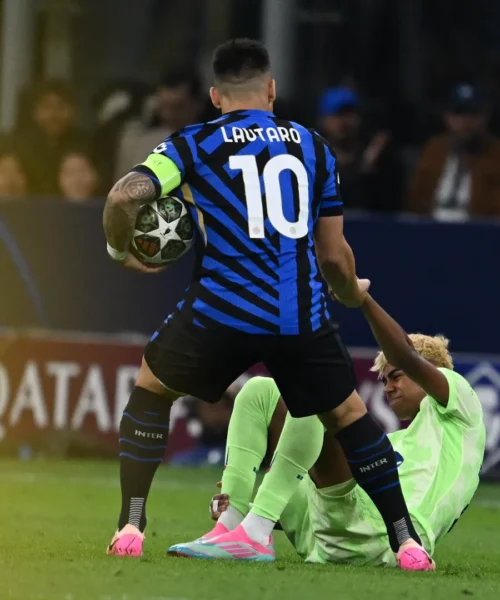 Inter-Barcellona va oltre ogni record su Sky e TV8
