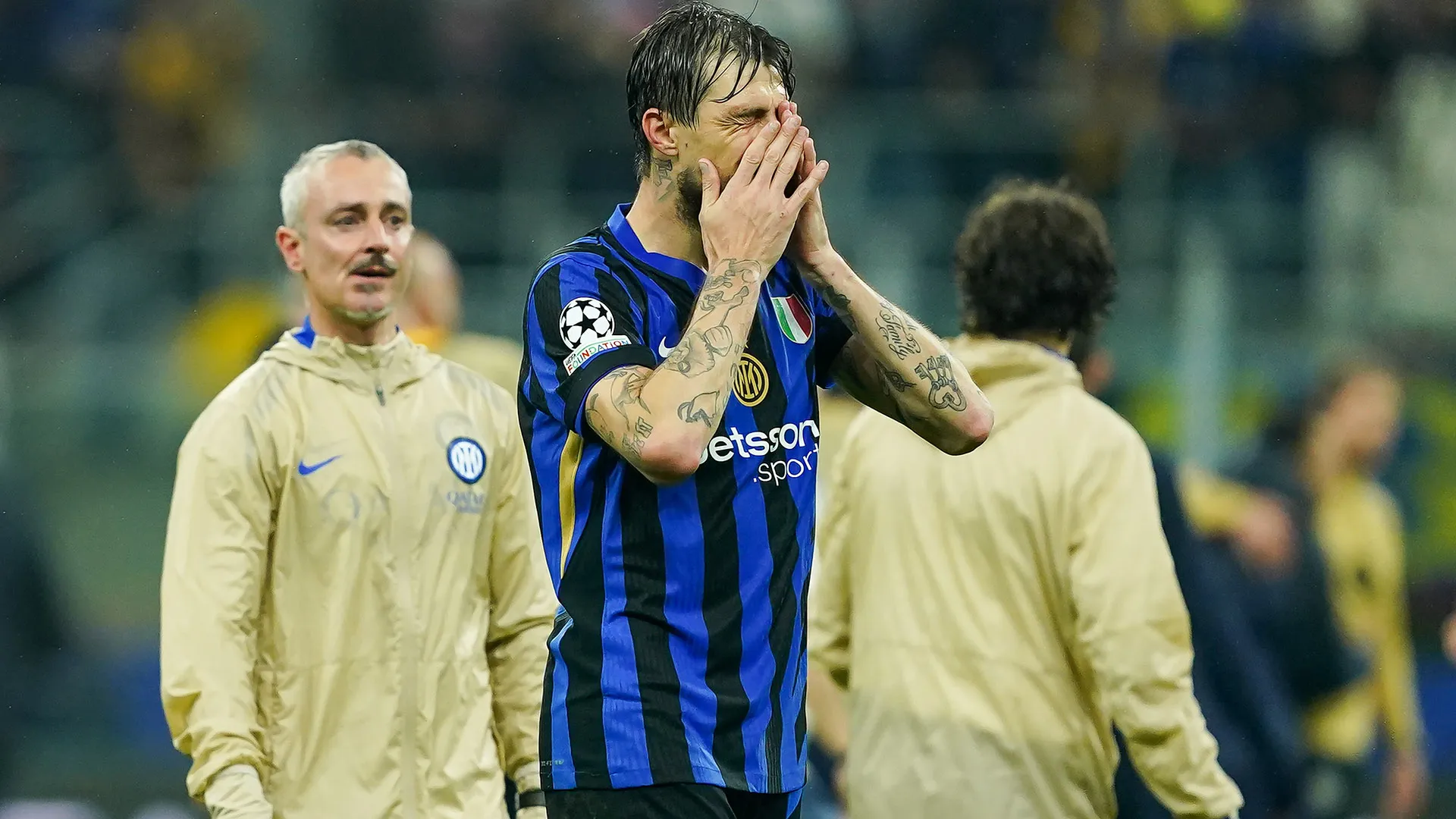 Acerbi non ha trattenuto le lacrime