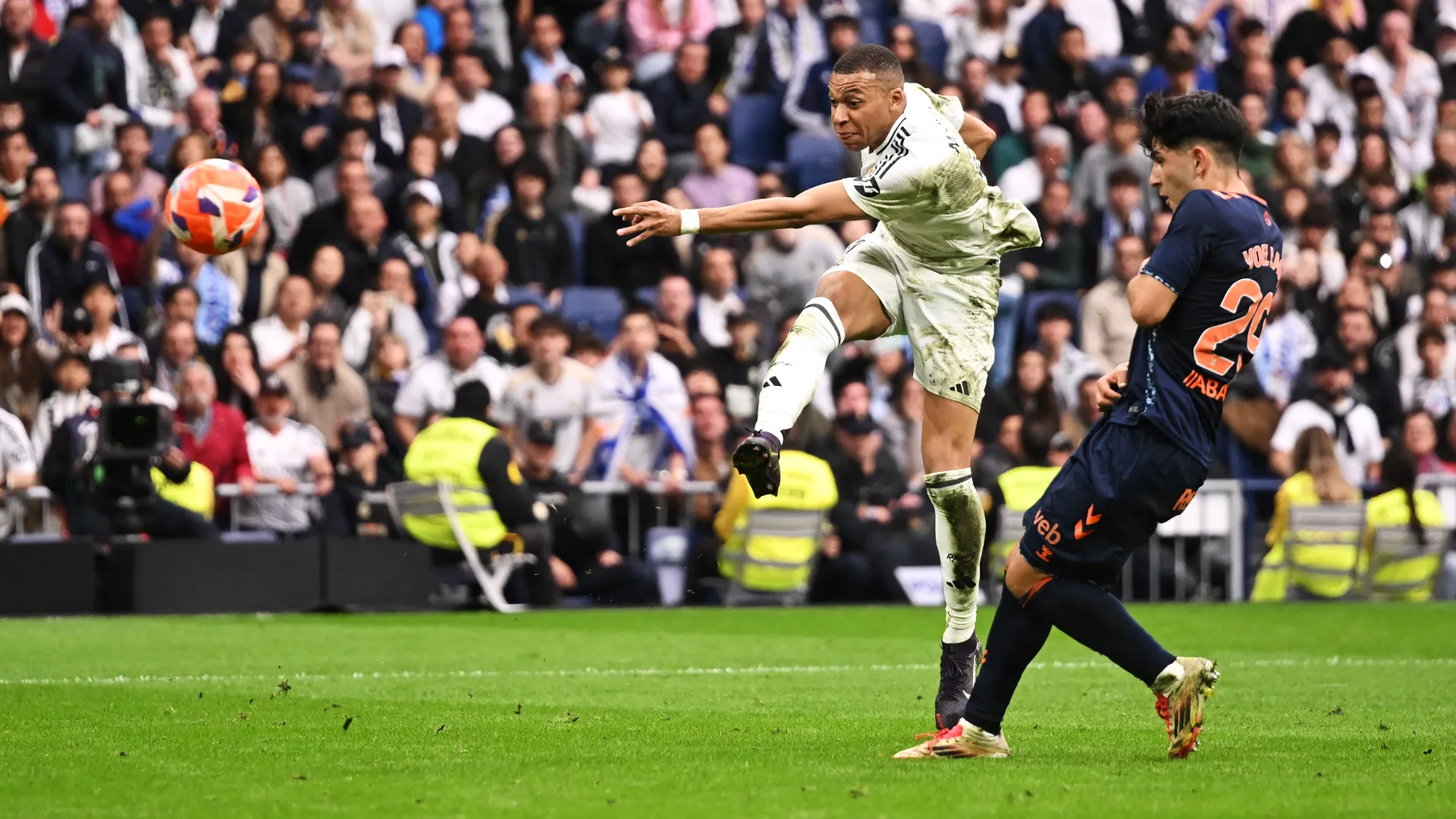 La squadra galiziana non è riuscita a completare la rimonta e il Real Madrid si è aggiudicato i 3 punti
