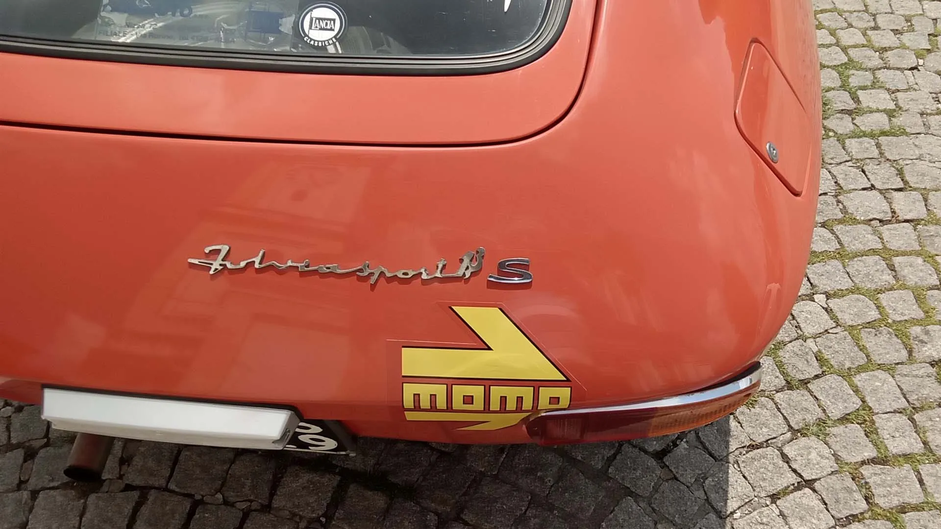 Le versioni più rare hanno la carrozzeria in alluminio: leggere, difficili da trovare e ancora più belle da guidare