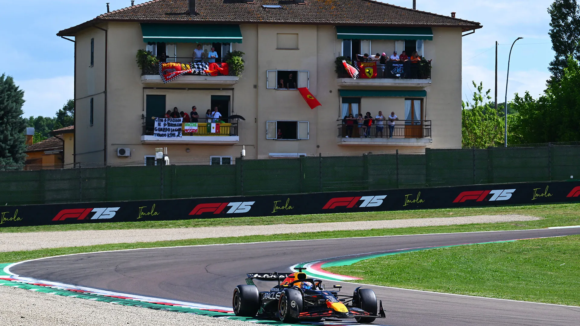 Verstappen dopo la gara ha anche espresso il suo augurio che Imola resti nel circuito del Mondiale di F1