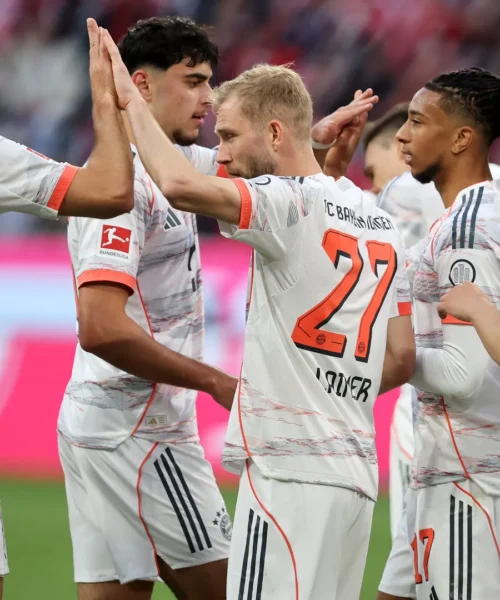 Problemi per la cessione: Bayern Monaco in difficoltà. Immagini