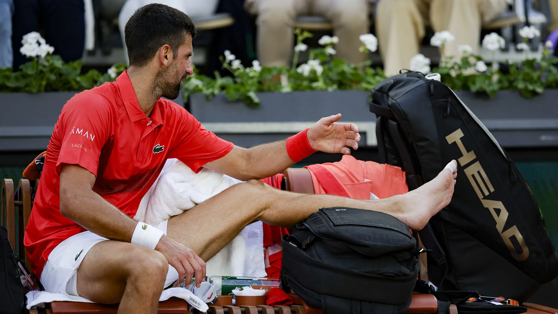 Djokovic ha richiesto un timeout medico per un problema al piede