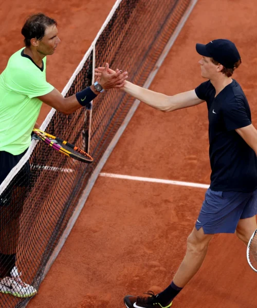 L’alleanza Jannik Sinner-Rafa Nadal scuote il tennis: “Sono grato”