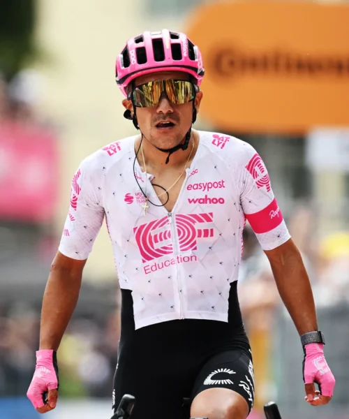 Giro d’Italia 2025, riscritta la classifica: Richard Carapaz beffato