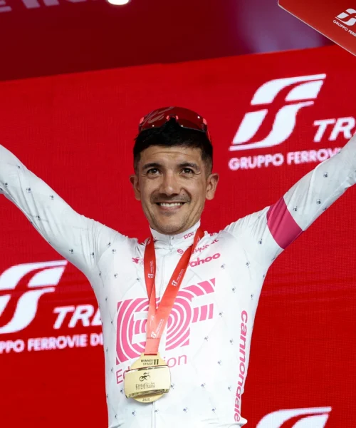 Giro 2025, Richard Carapaz racconta l’azione vincente e conferma il suo obiettivo