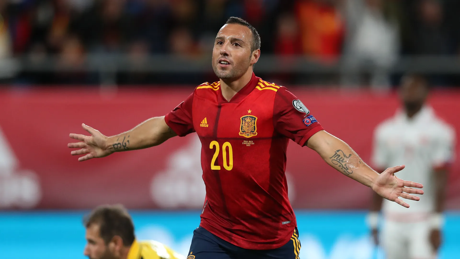 Si tratta di Santi Cazorla, centrocampista di qualità assoluta
