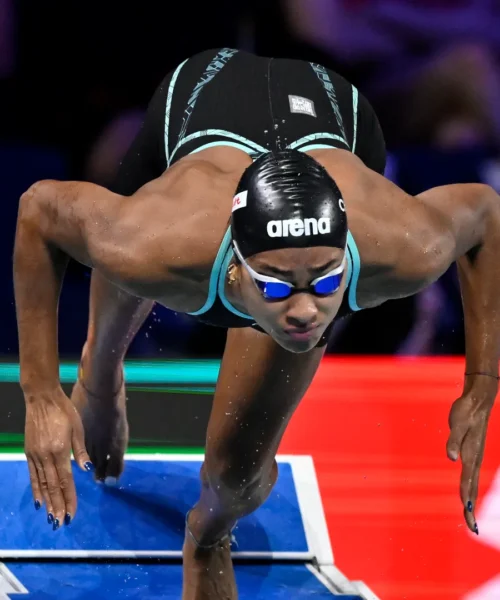 Thomas Ceccon da record, ottavo posto che vale oro per Sara Curtis