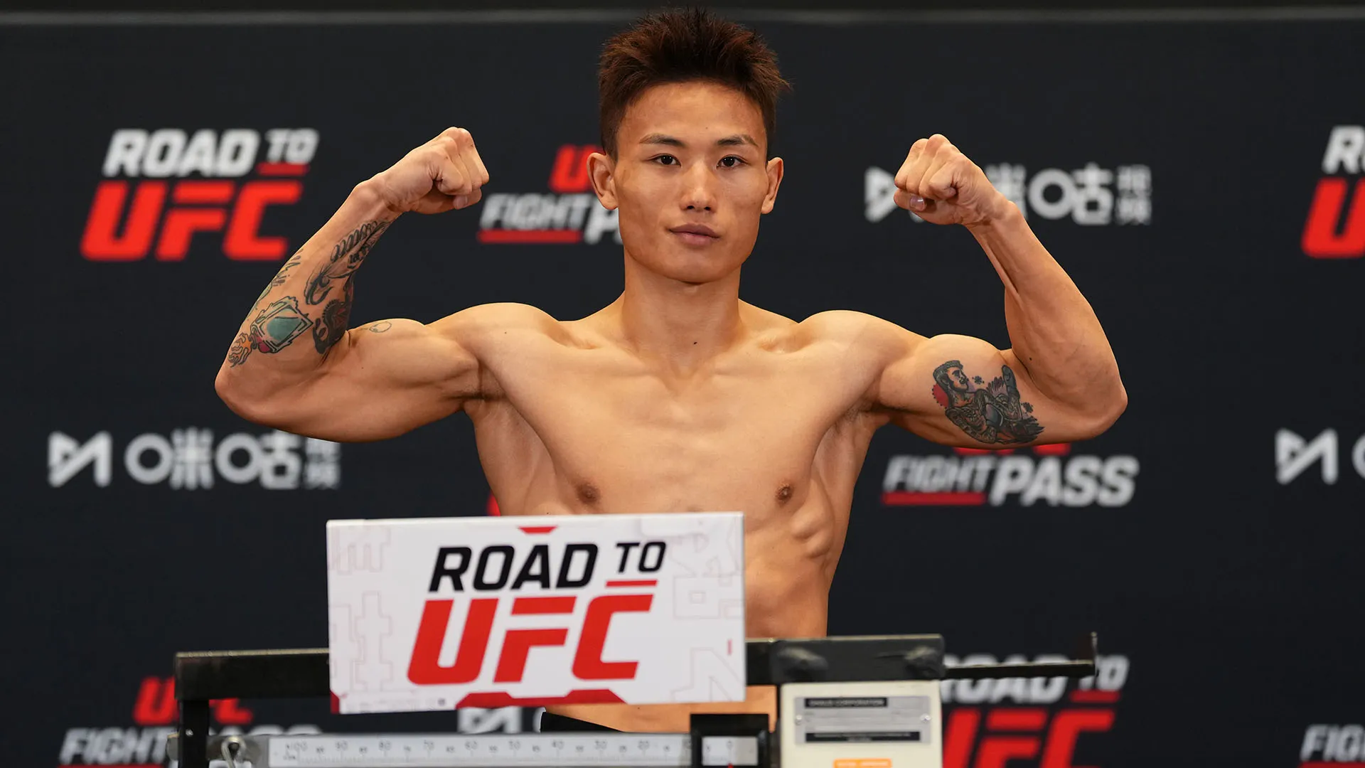 L'obiettivo dei campioni in gara è quello di guadagnarsi un posto in UFC
