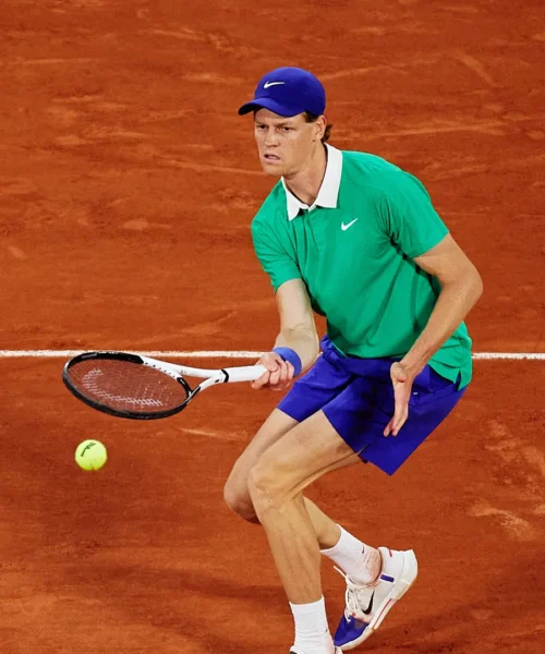 Roland Garros: la finale tra Jannik Sinner e Carlos Alcaraz in chiaro