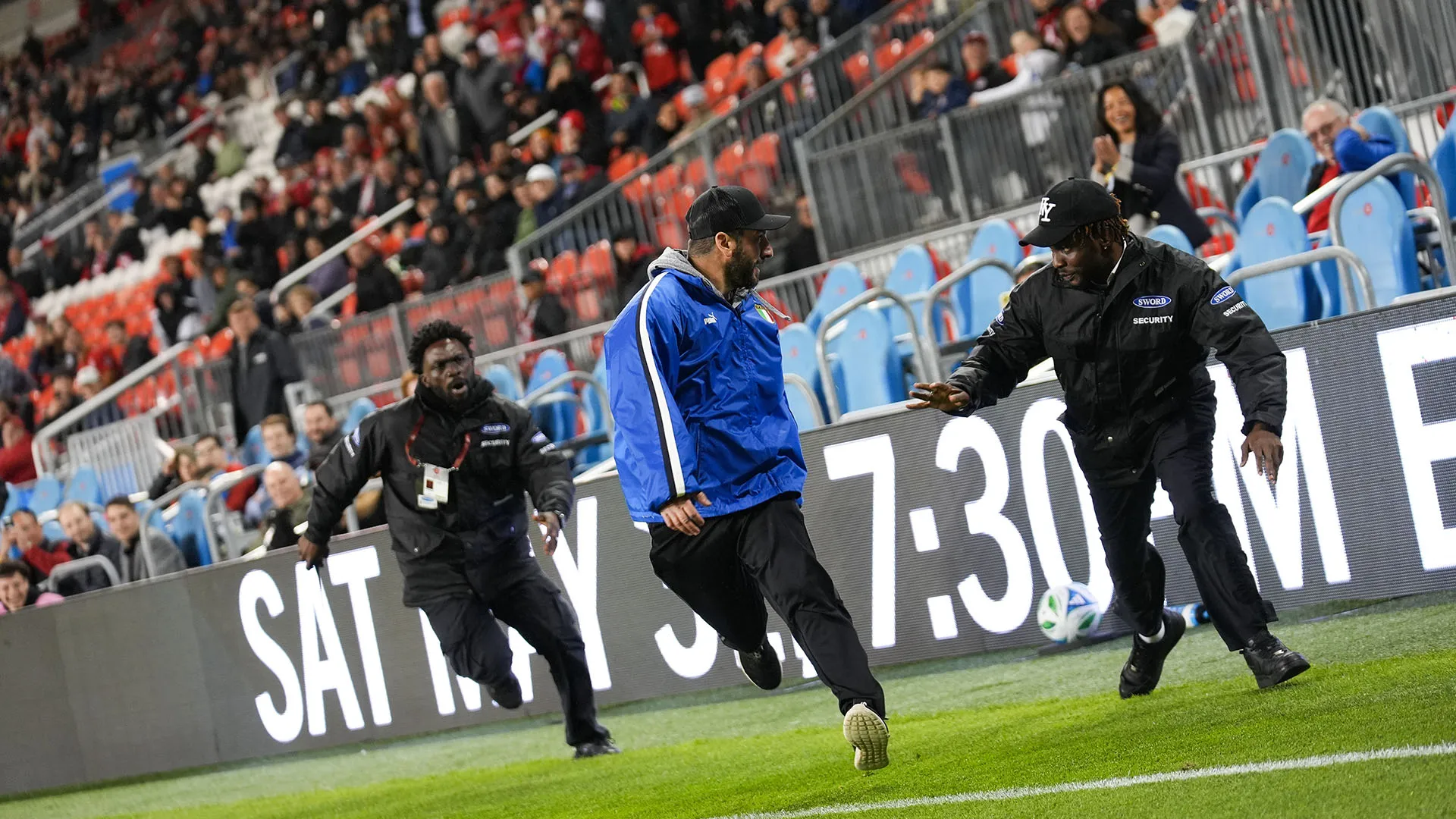 Grande spavento durante la sfida tra Toronto e Philadelphia Union
