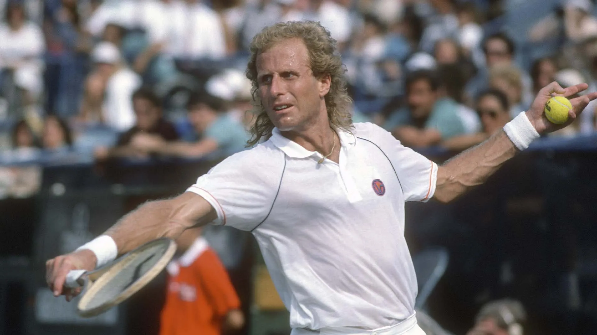 L'anno precedente vinse l'Australian Open battendo John Lloyd in una finale combattutissima