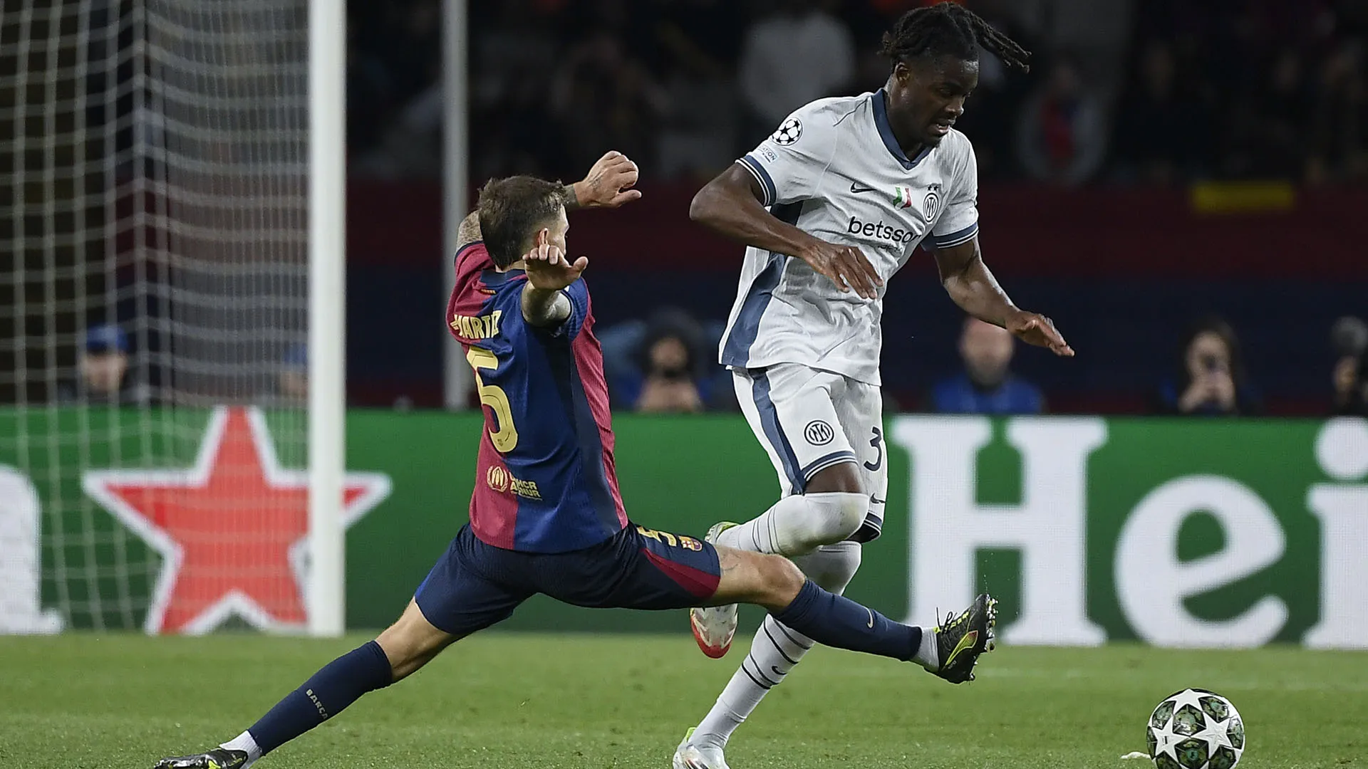 Manchester United, Tottenham, West Ham, Bournemouth ed Everton sono interessati a lui