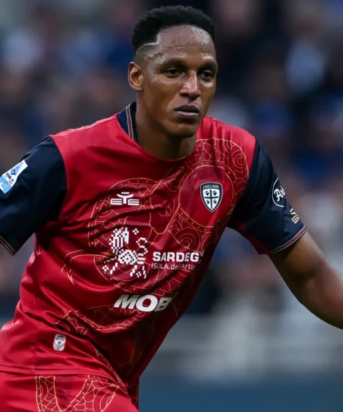 Il Cagliari e Yerry Mina vanno avanti insieme