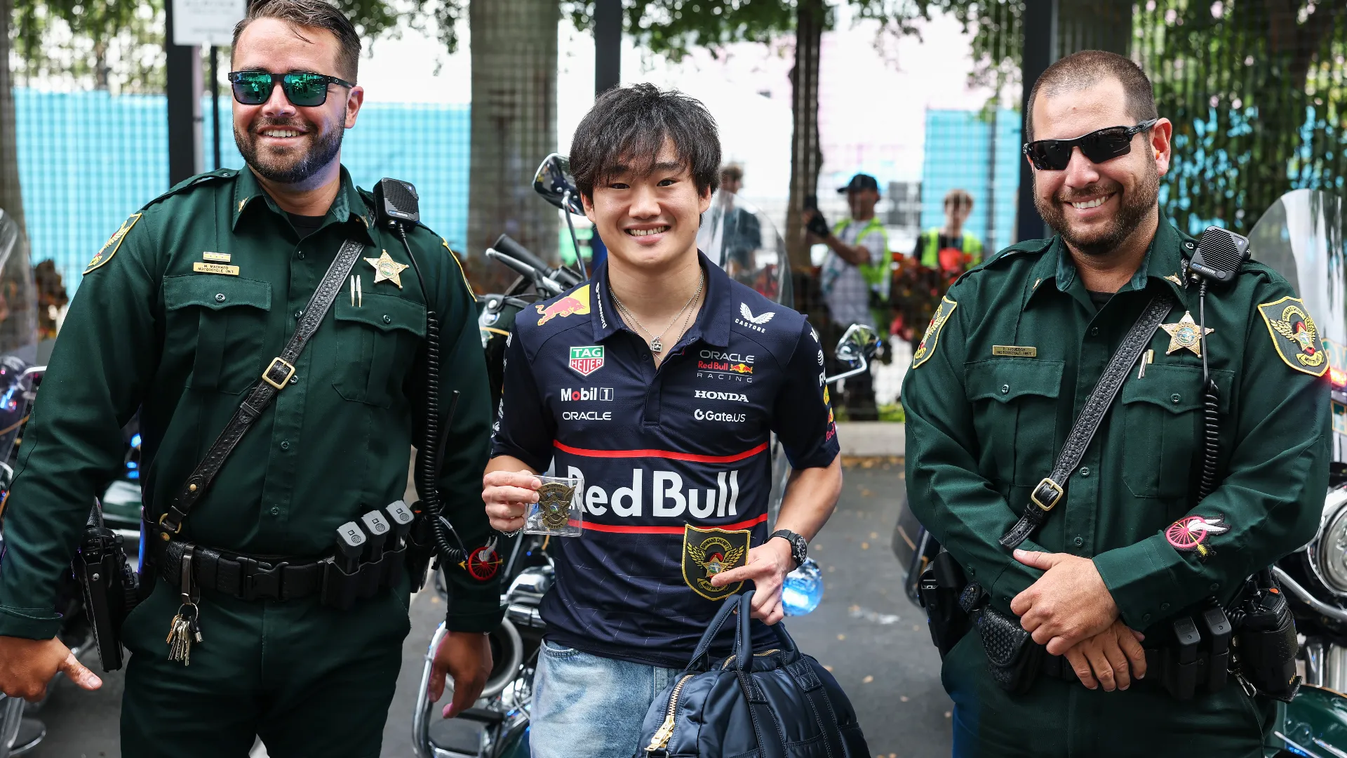 Dallo sceriffo un regalo speciale per Yuki Tsunoda
