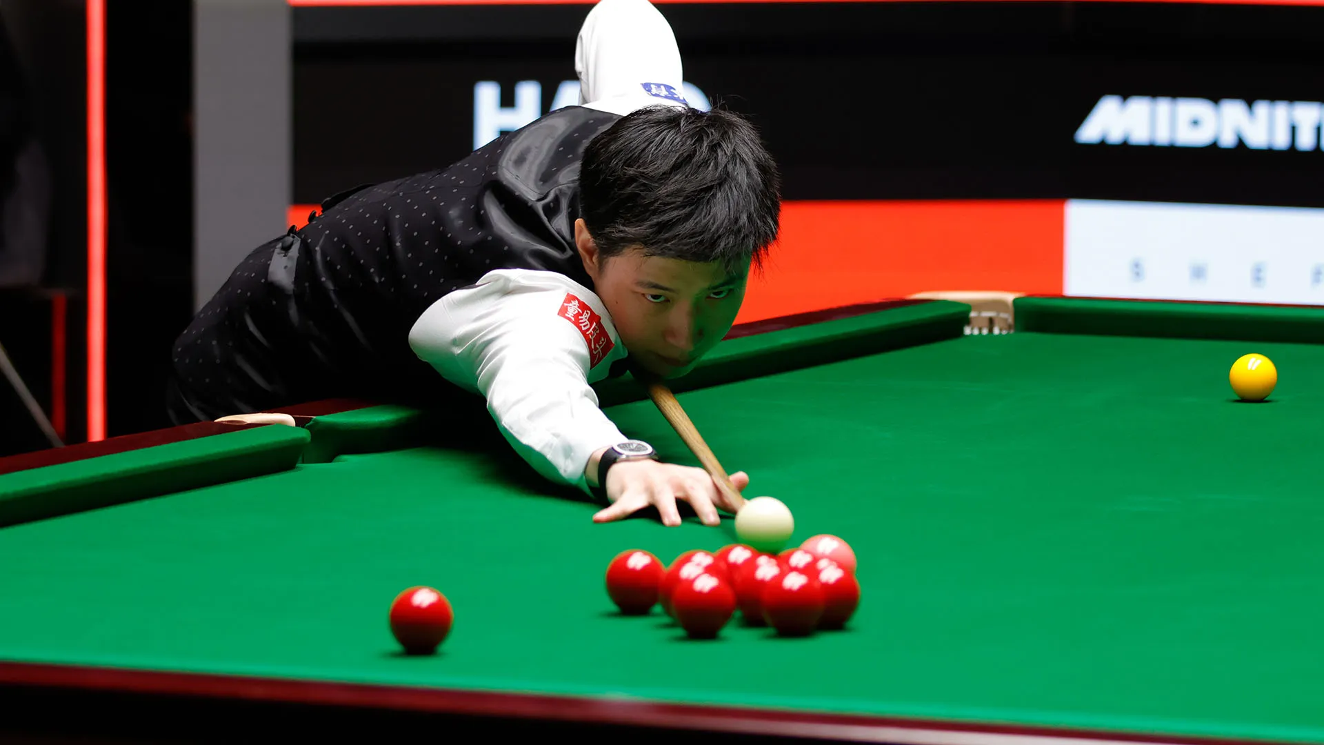 Zhao Xintong ha vinto il Campionato del Mondo di snooker, diventando il primo giocatore cinese a conquistare il titolo
