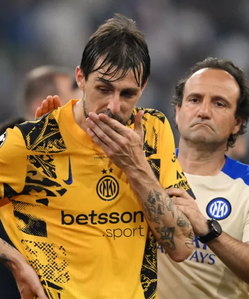 Inter, Acerbi nel mirino: serata da incubo e accuse alla moglie