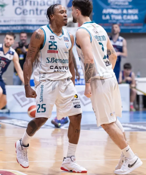 Tyrus McGee lascia la Pallacanestro Cantù: è della Tezenis Verona