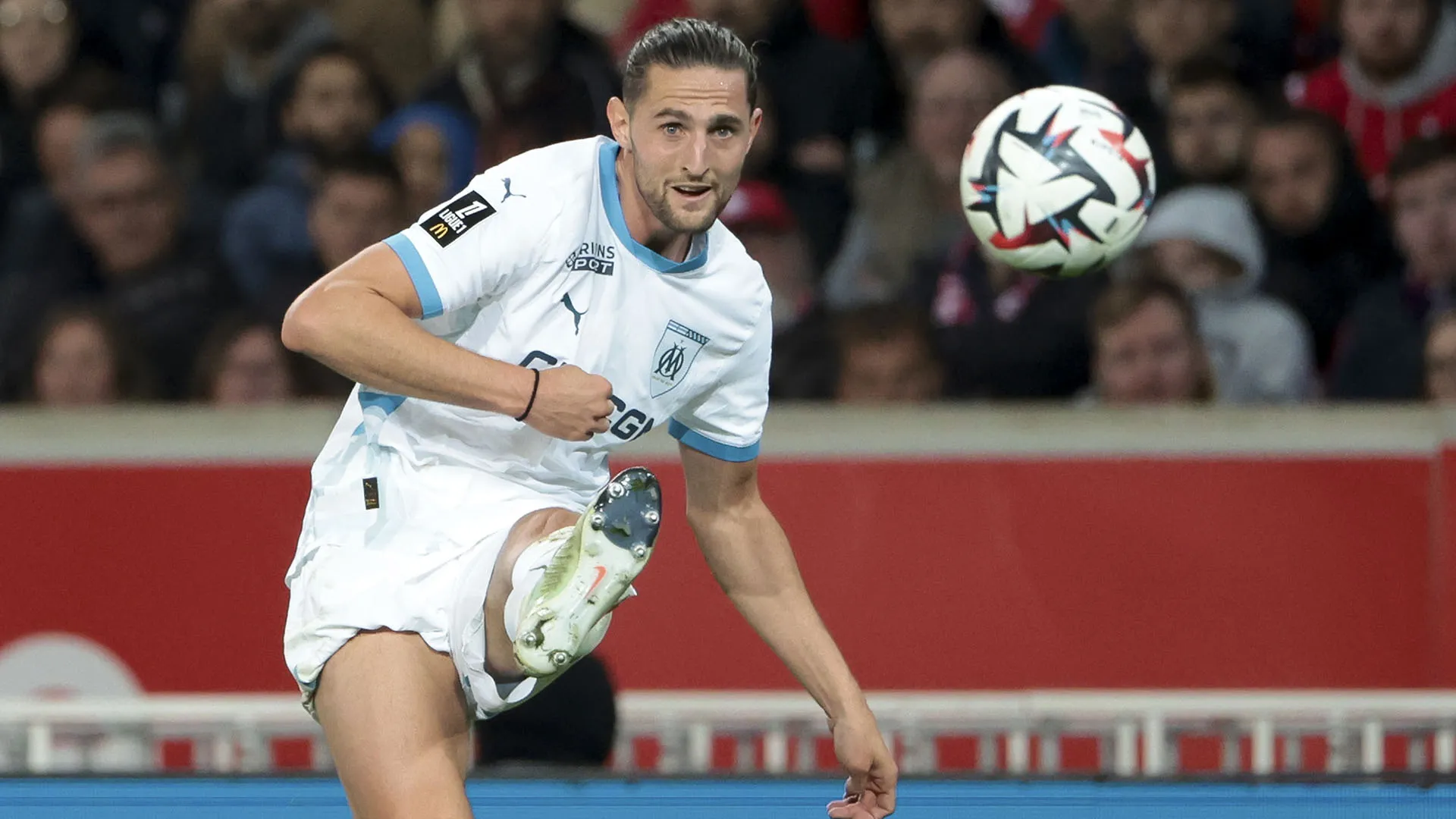 A centrocampo piacciono molto Samuele Ricci e Adrien Rabiot
