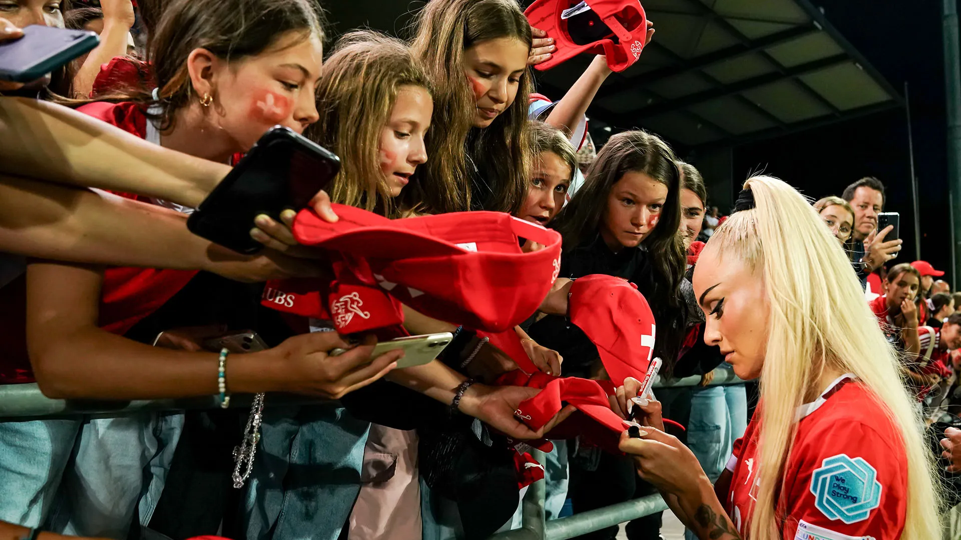"Rendiamo la Svizzera orgogliosa e mostriamo che il calcio femminile sta crescendo"