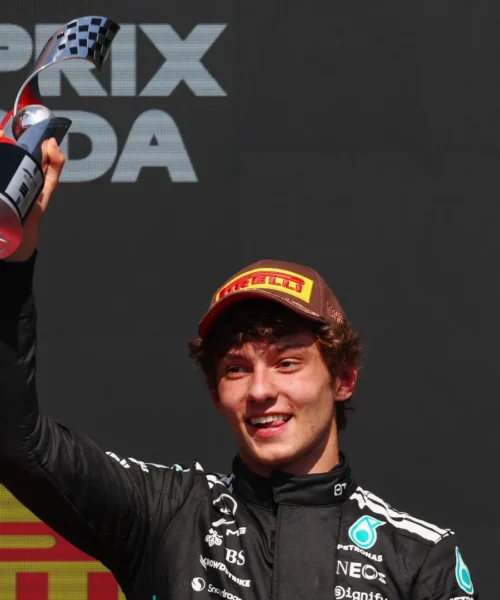 Mercedes, Kimi Antonelli fa una confessione dopo lo storico podio