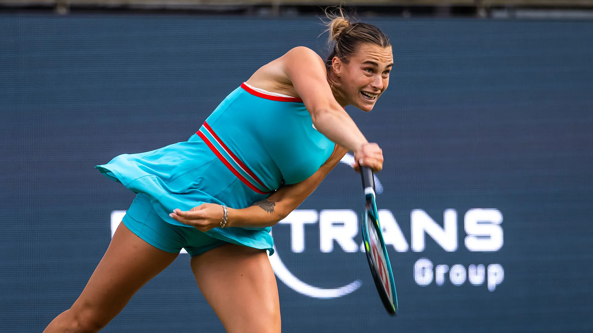 Il match a Berlino contro Rebeka Masarova è stato sospeso, e la tennista bielorussa ha contestato la decisione dell'arbitro