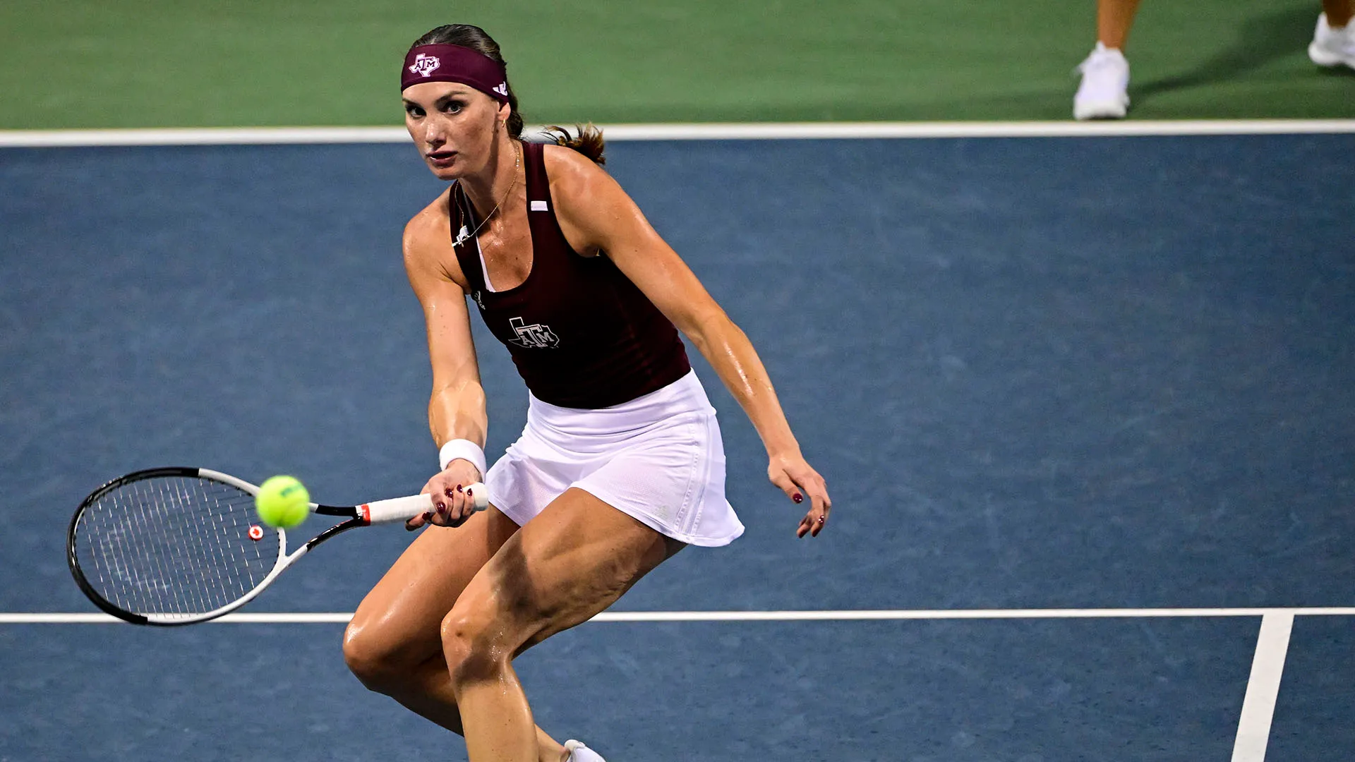 "Fare la modella e il tennis sono stranamente simili: spesso sei un oggetto, e a volte la gente dimentica che sei anche una persona", sono le sue parole in una intervista a Clay Tennis