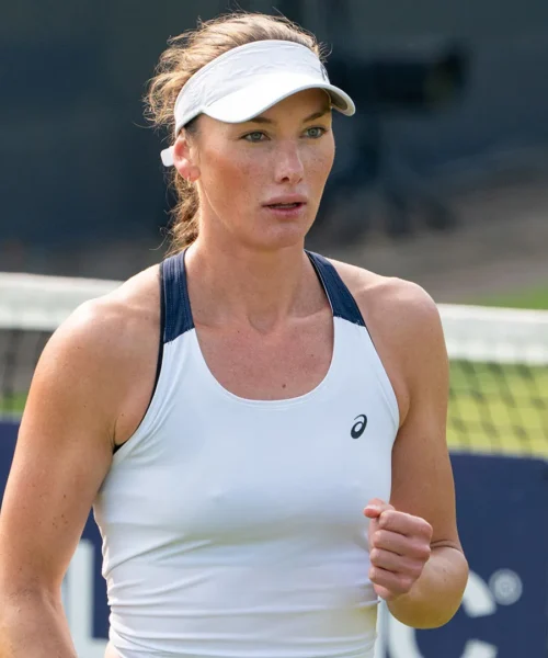 La tennista e modella professionista debutta a Wimbledon: le foto di Carson Branstine