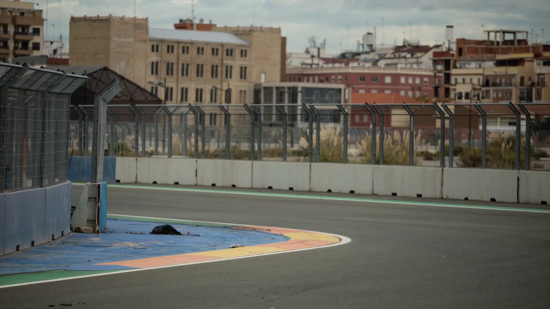 Il record della pista appartiene al pilota Timo Glock
