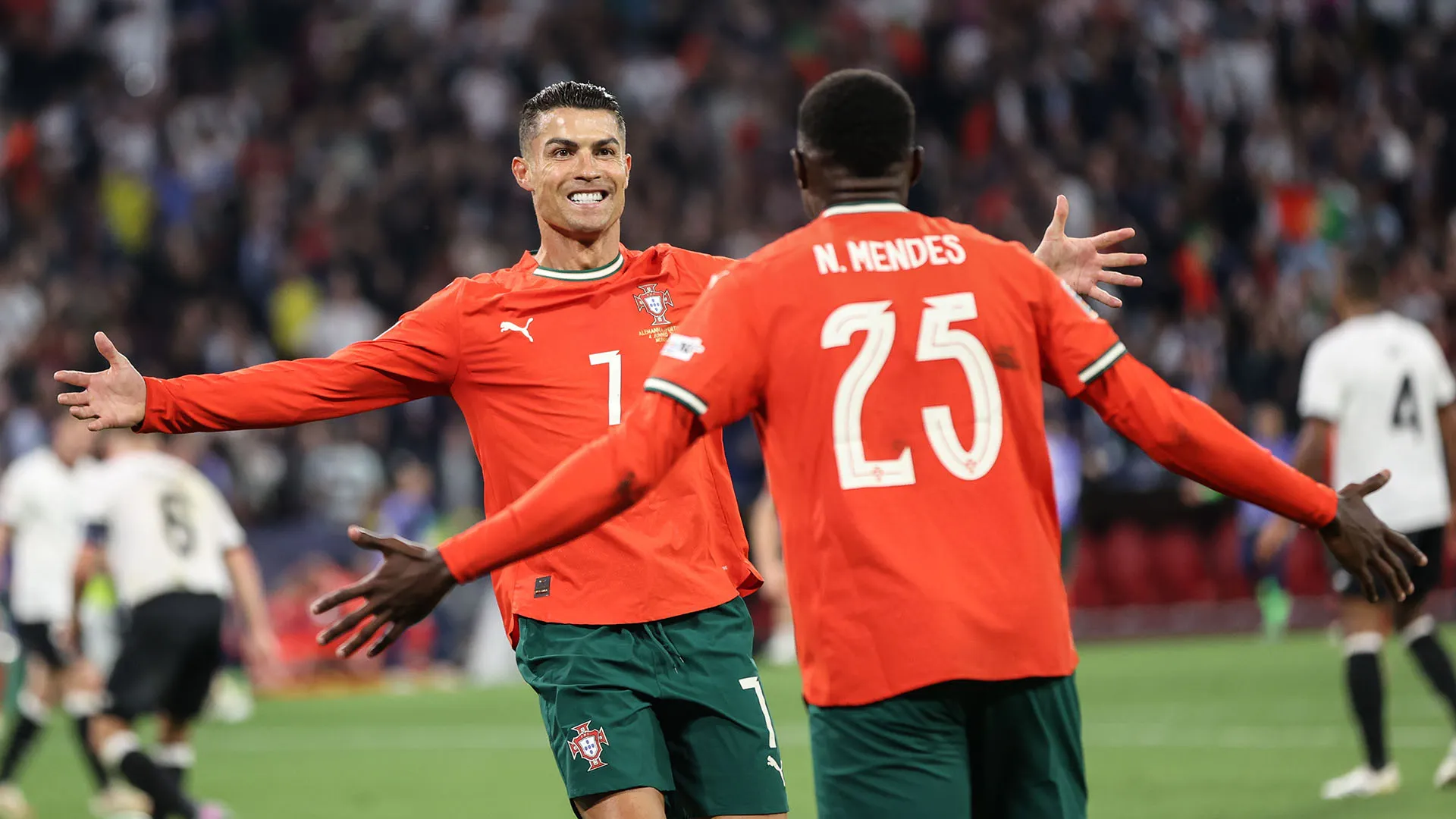 CR7 ha segnato la rete del 2-1 che ha permesso ai lusitani di piegare i tedeschi