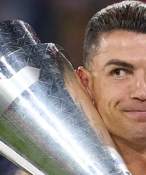 Cristiano Ronaldo immortale: 40 anni, 938 gol e 35 trofei vinti