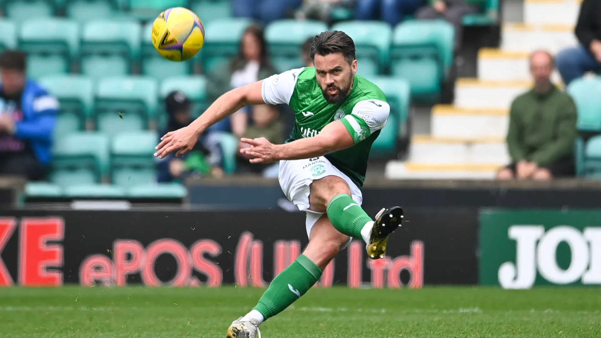 Sarebbe dovuta essere una partita per ringraziare Darren McGregor dei suoi servizi
