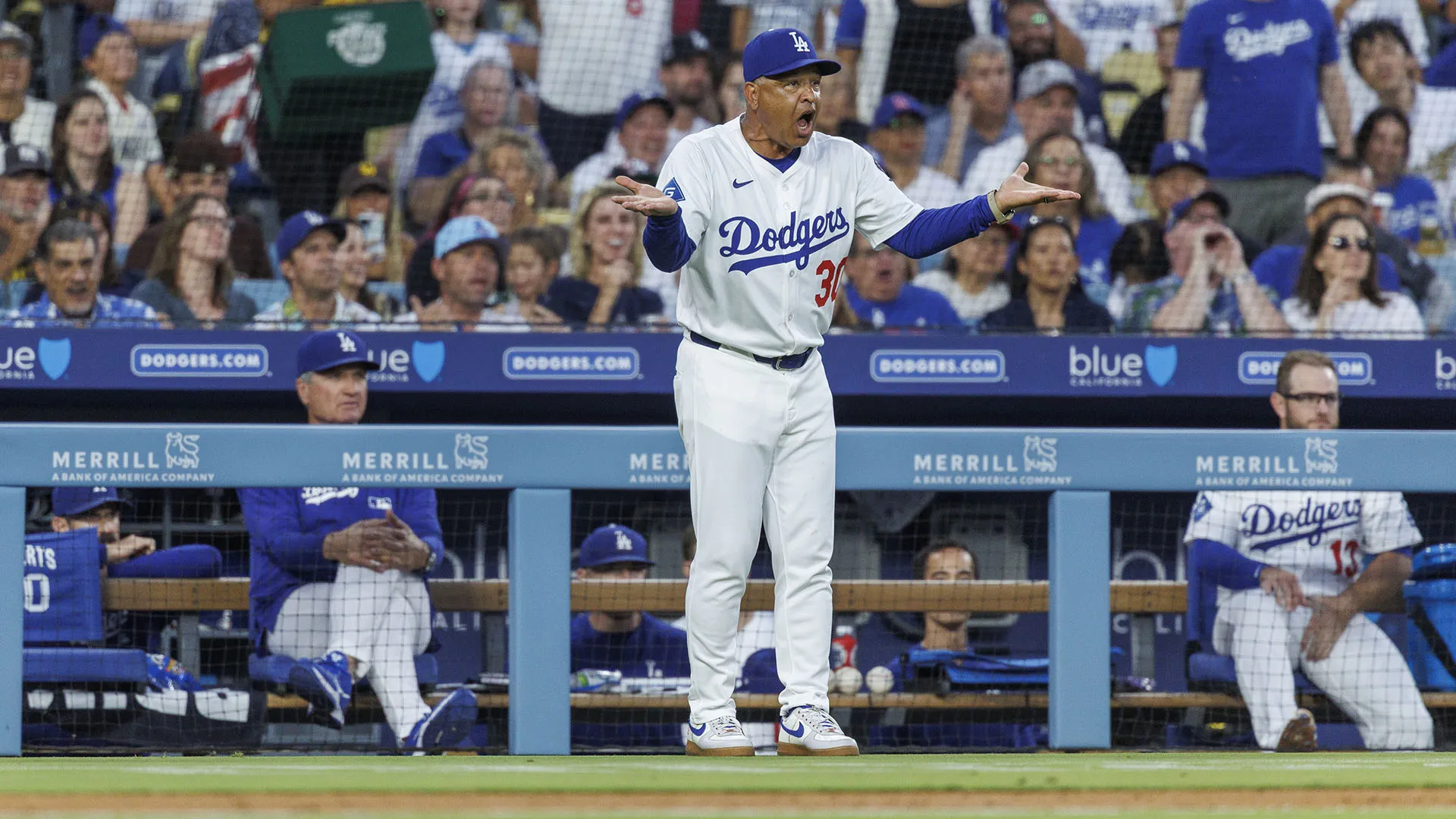 Dave Roberts, manager dei Dodgers, non ha accettato la decisione arbitrale
