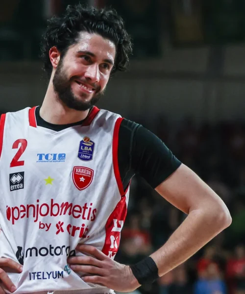 La Pallacanestro Varese conferma Davide Alviti