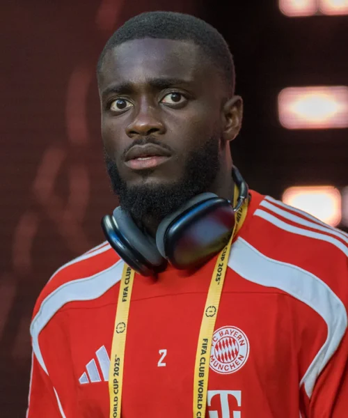 Le richieste di Dayot Upamecano dividono i tifosi del Bayern Monaco. Foto