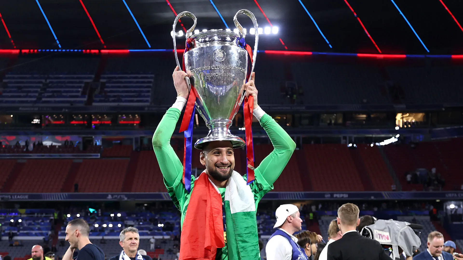 Donnarumma ha chiesto un consistente aumento di stipendio che il PSG non sembra intenzionato a concedergli
