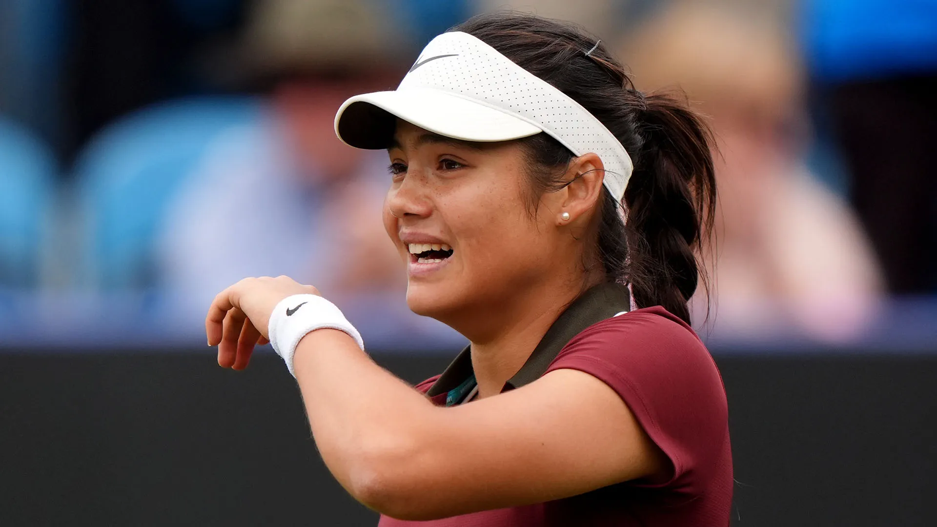 Emma Raducanu ha dovuto affrontare diverse difficoltà non solo in campo
