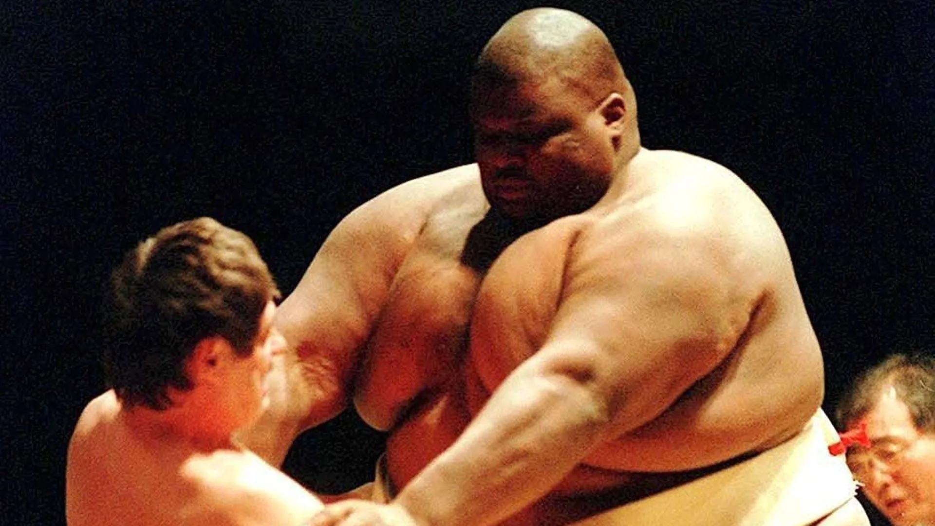 Alto oltre 2 metri, pesava 272 kg