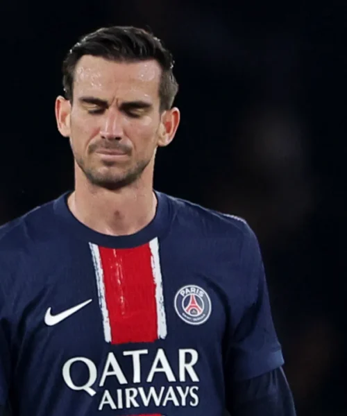 Fabian Ruiz rapinato dopo la vittoria in Champions League. Immagini