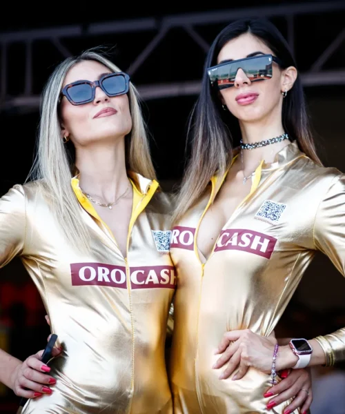 Grid Girls incantevoli a Misano: le foto delle ragazze del Team Barni