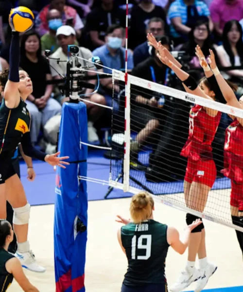 Italvolley, le ragazze di Velasco a un passo dal record contro le padrone di casa: le foto